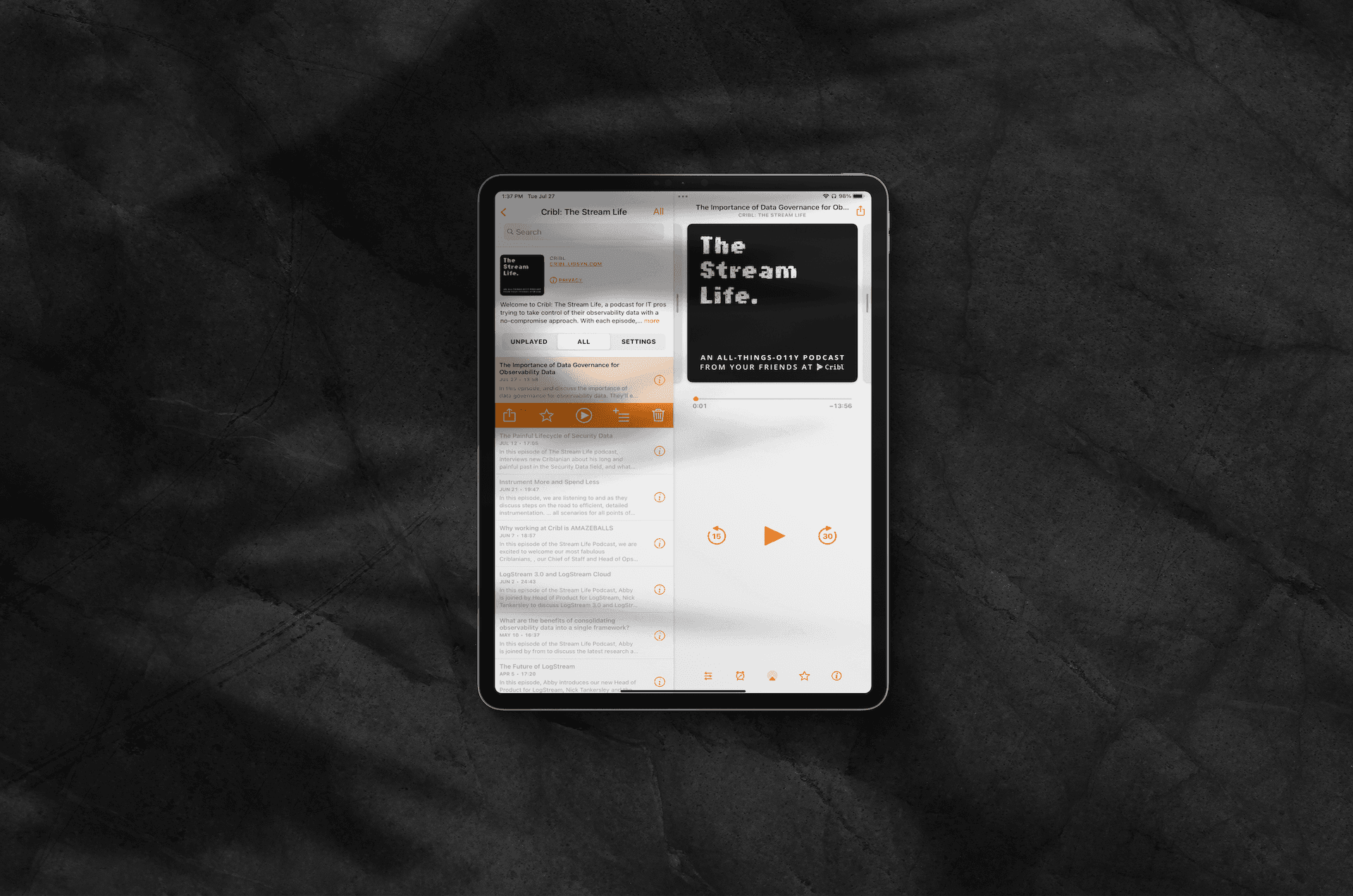 mockuuups-ipad-pro-mockup-on-dark-background-portrait-shadow-2