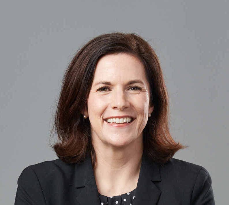 Erin Sweeney Headshot